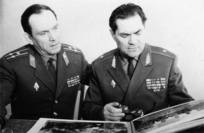 Генерал-майор Зибарев В.Г. и полковник Волков Б.Н.